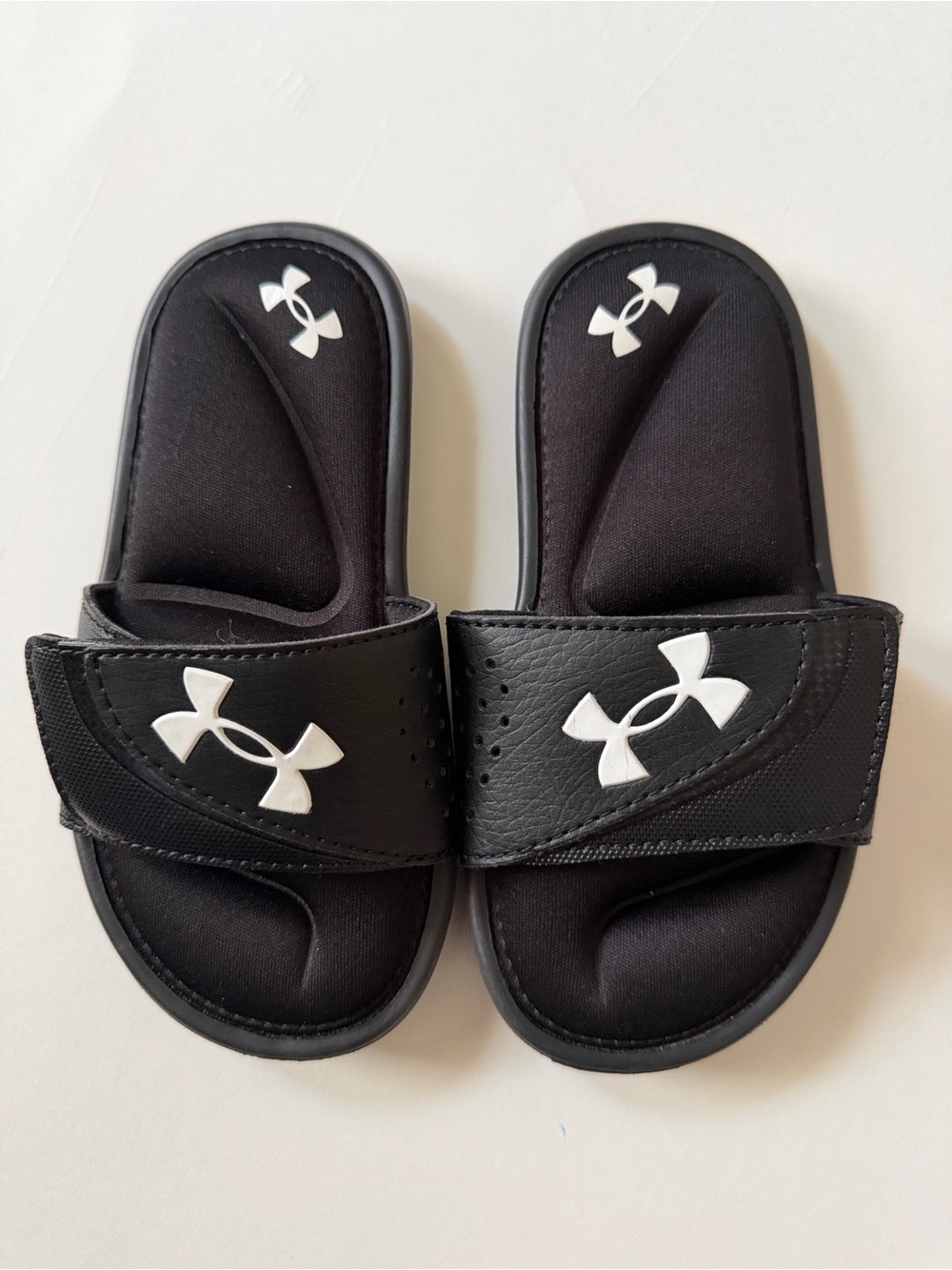 Under Armour Kids Black Slide Sandals with White Logo Size 12K